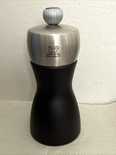 Peugeot fidji pepper mill - peugeot,